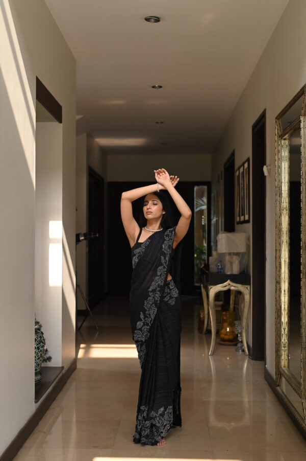 Black Self Chiffon Rhinestones Borders Saree SSRS - 0010