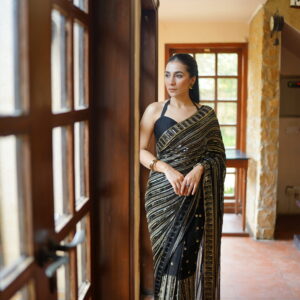 Black Saree Embellished with Sequins, Cutdana & Beads SSHC-00015