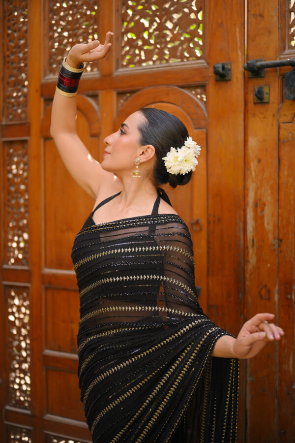 Black Saree Embellished with Sequins, Cutdana & Beads SSHC-00019